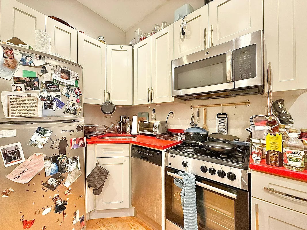 184 Suydam St 2L