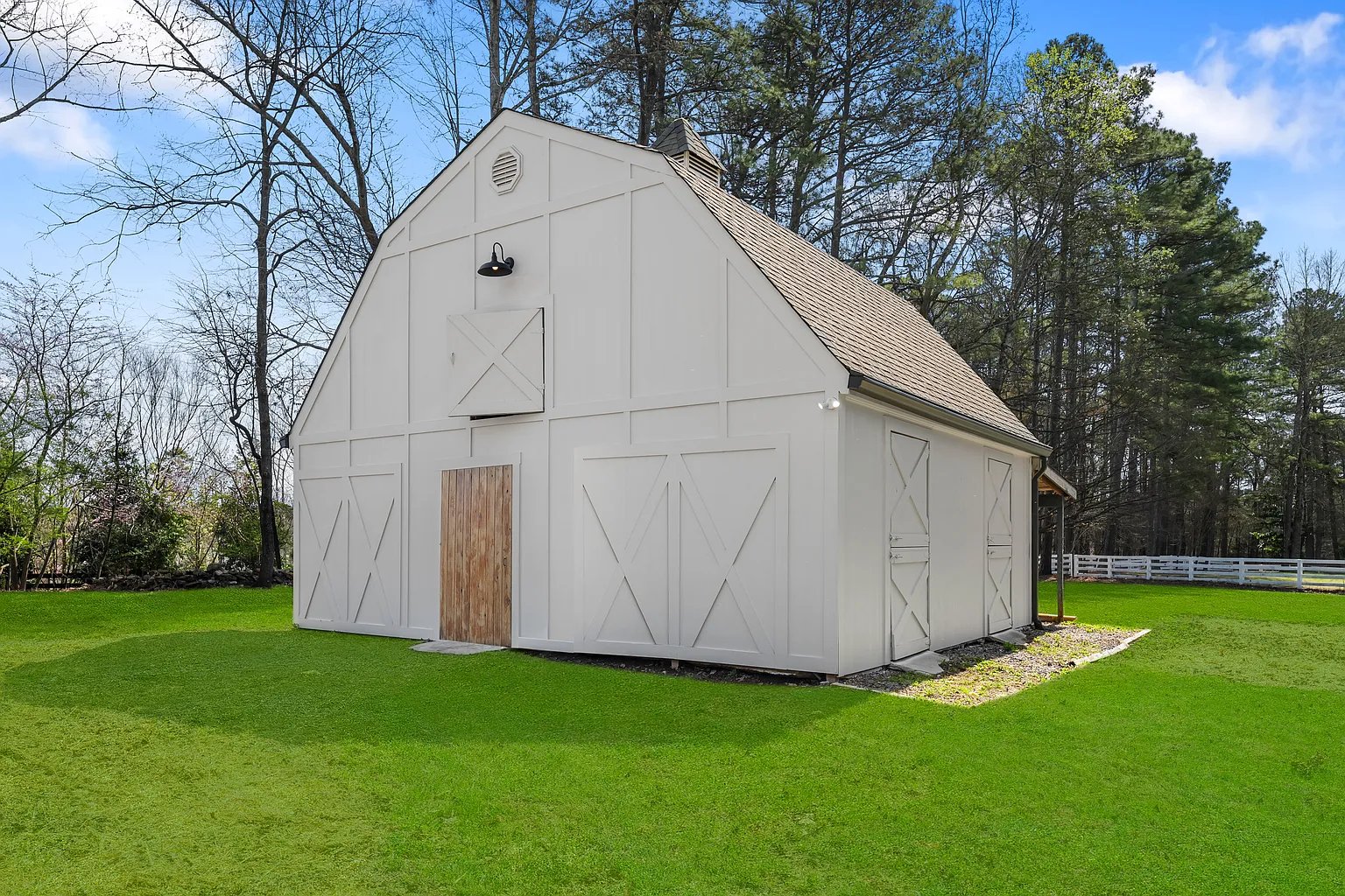 15445 Thorntree Run