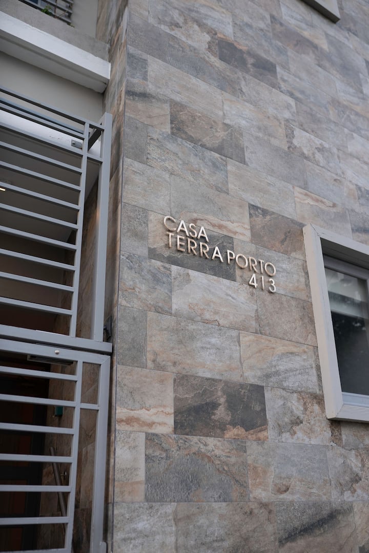 Casa Terra Porto #6 • Bright Corner Unit for 4 - Airbnb