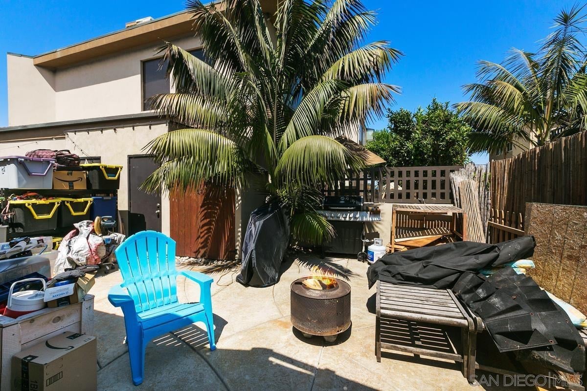 3949-3953 Mission Blvd