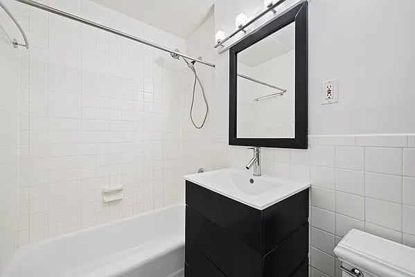 16 West 16th Street #10VN