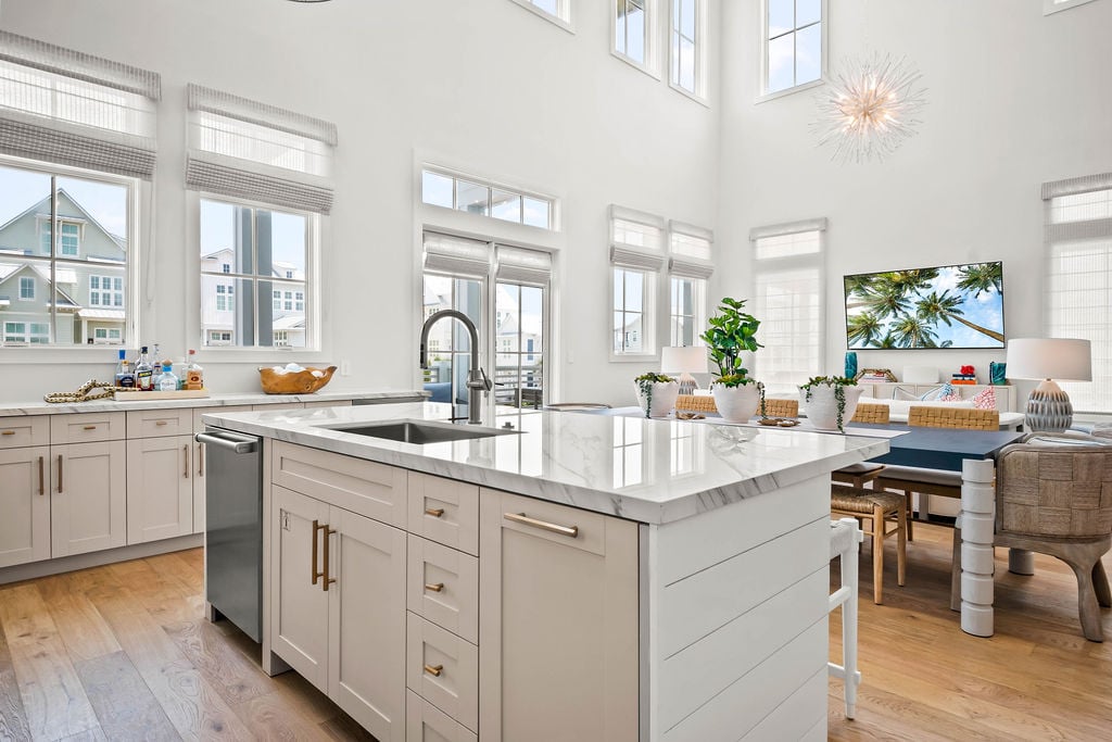 Coastline Drive - Custom Residence 