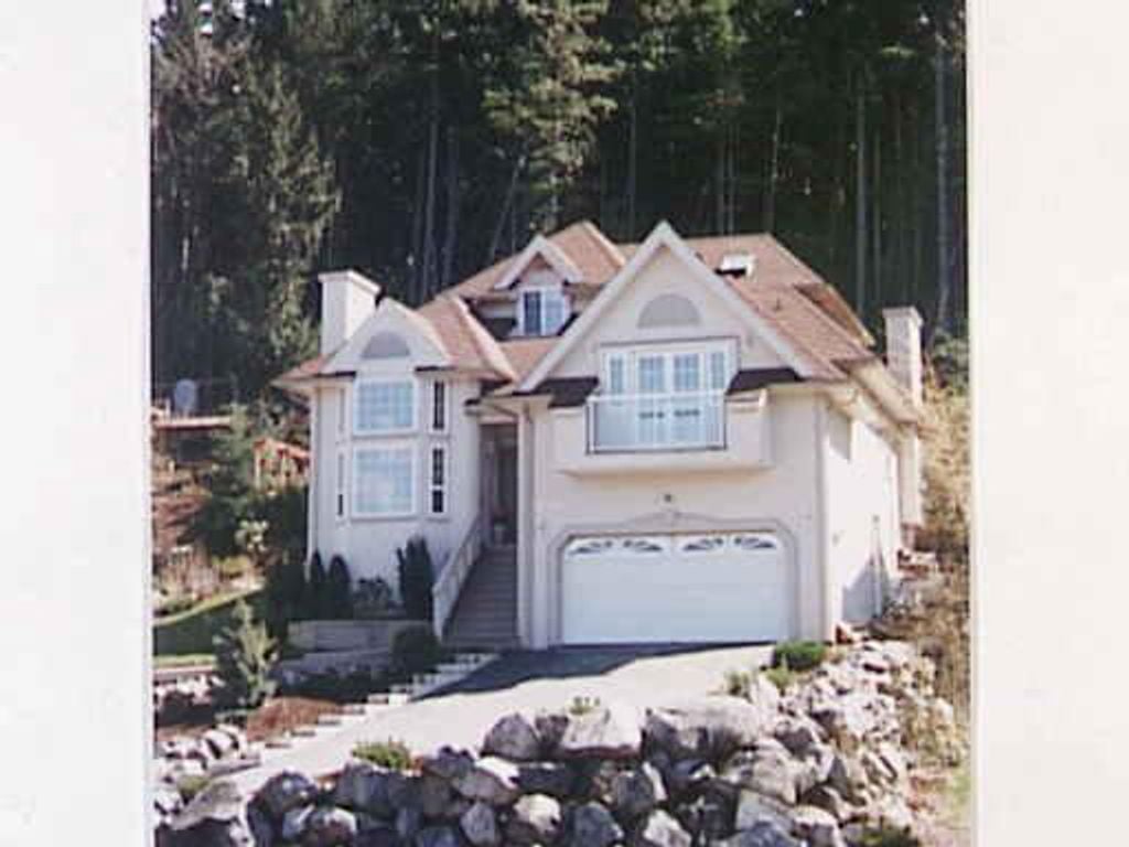 2310 Greenwood Way