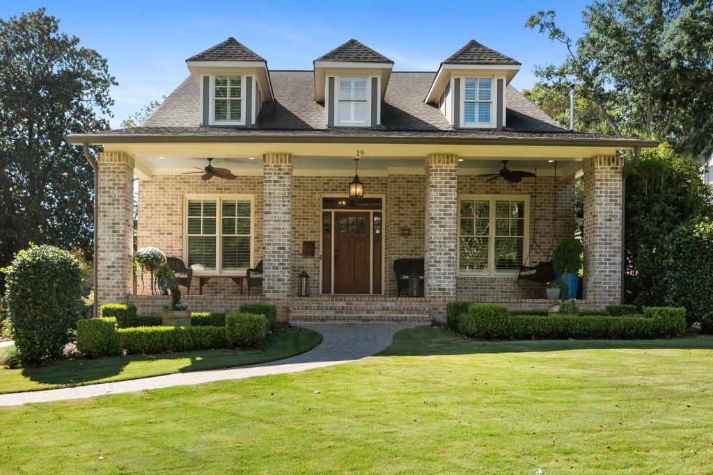 19 Lakeshore Dr