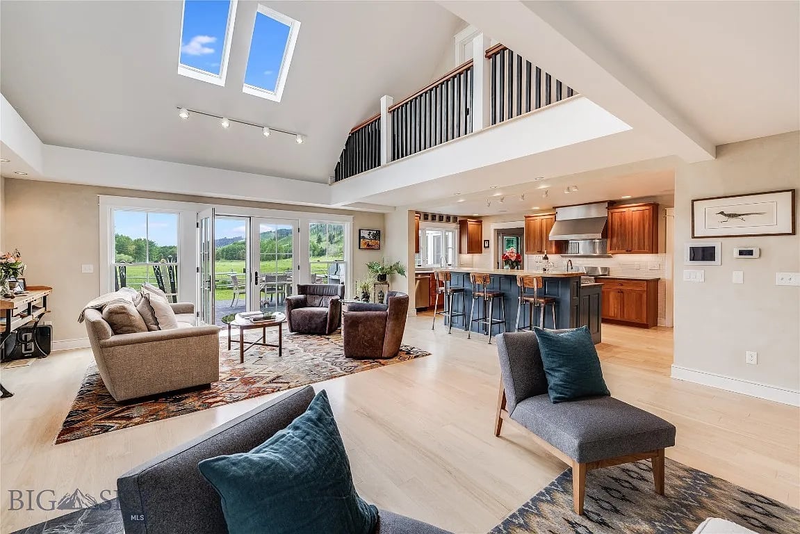 10380 Bridger Canyon Rd