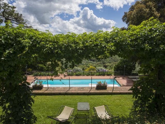 Stunning Luxury Castle Near Siena with Pool