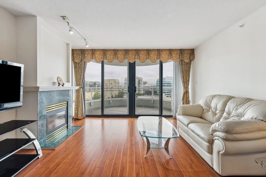 6088 Minoru Blvd, #1003