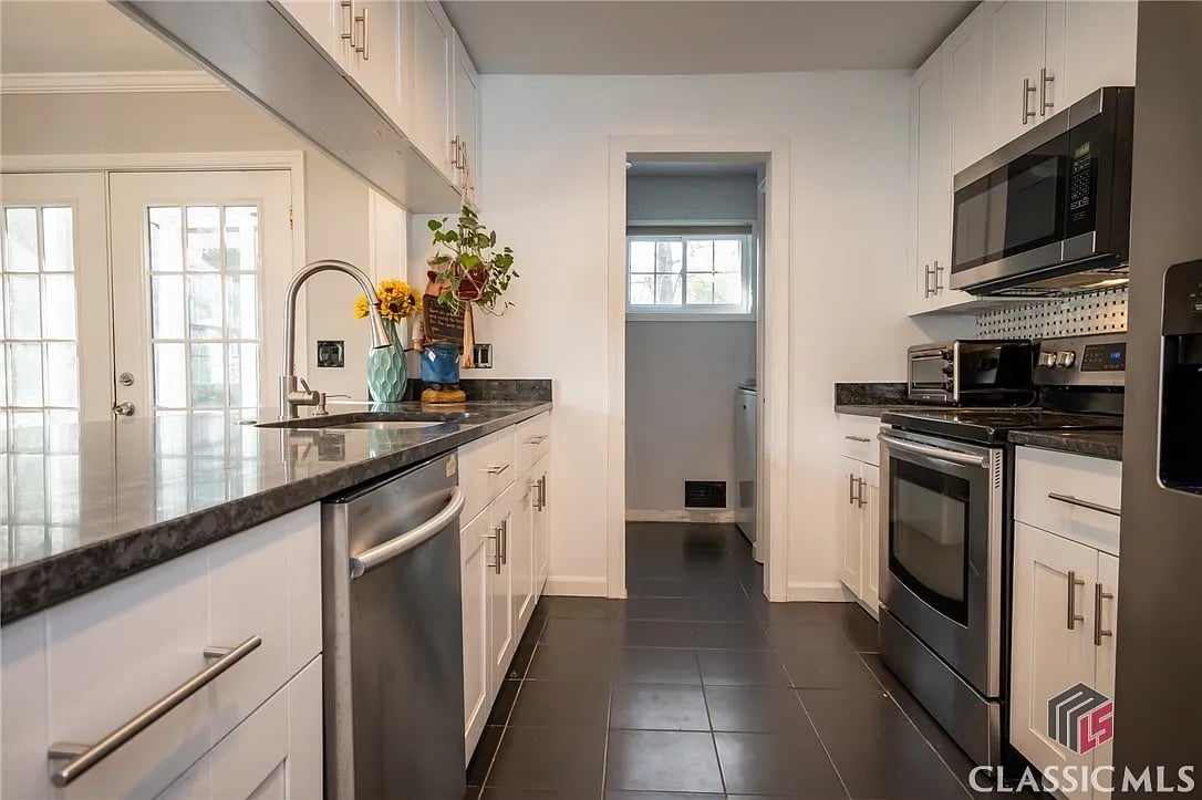 1051 Briarwood Trl