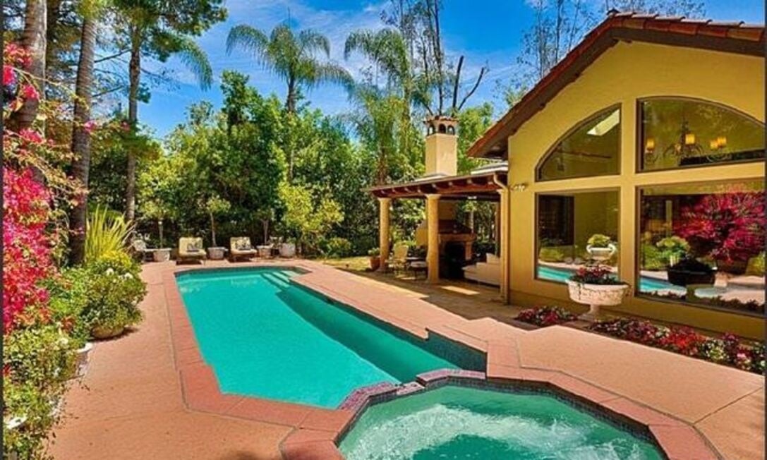 Zenith Crest, Summit Cir, 90210