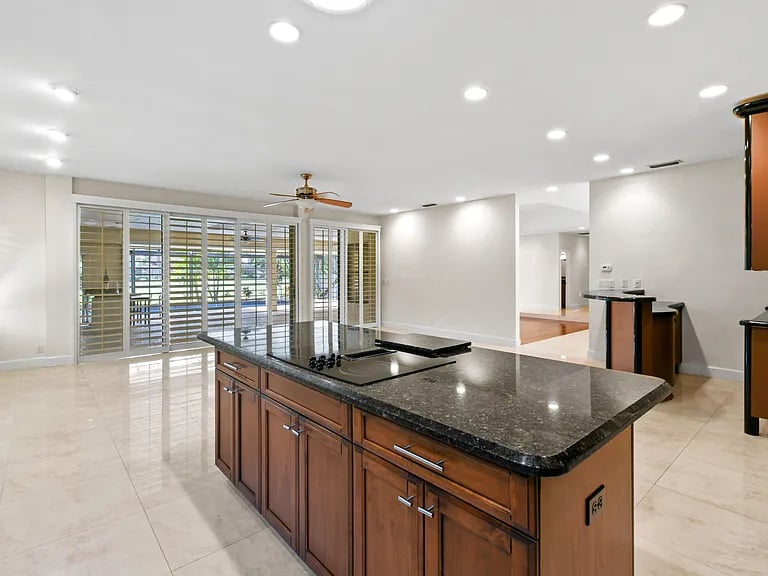 14 Alston Rd