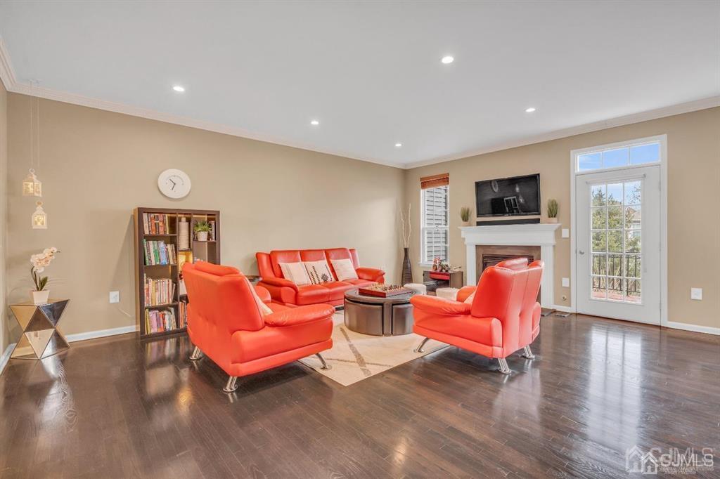 327 Bernard Dr