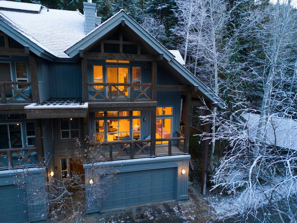 4668 Blackcomb Wy, #5