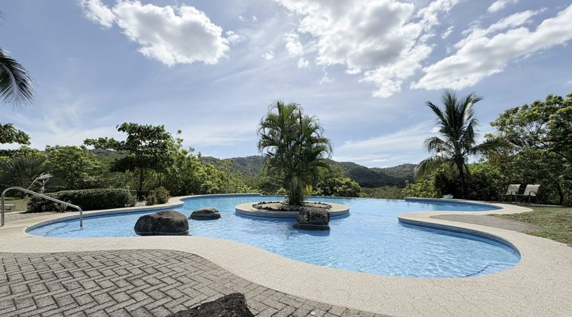 Tropical Retreat Condo