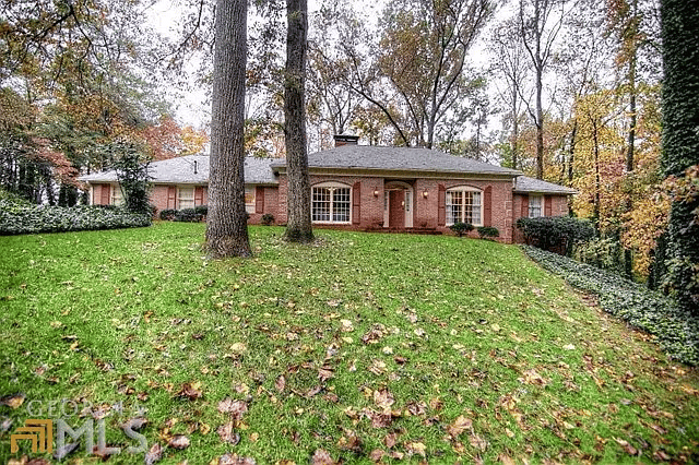 3989 Ashentree Dr