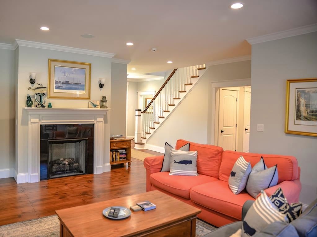 27 Bettencourt Way
