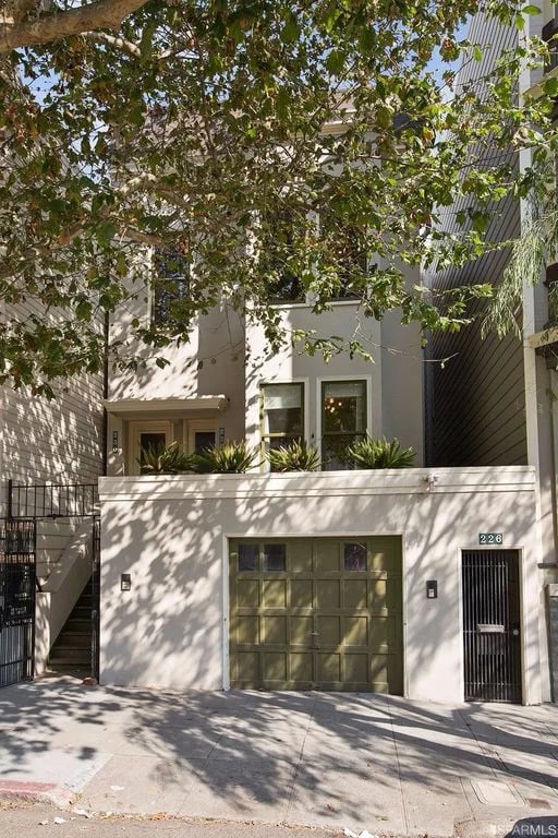 230 Scott St