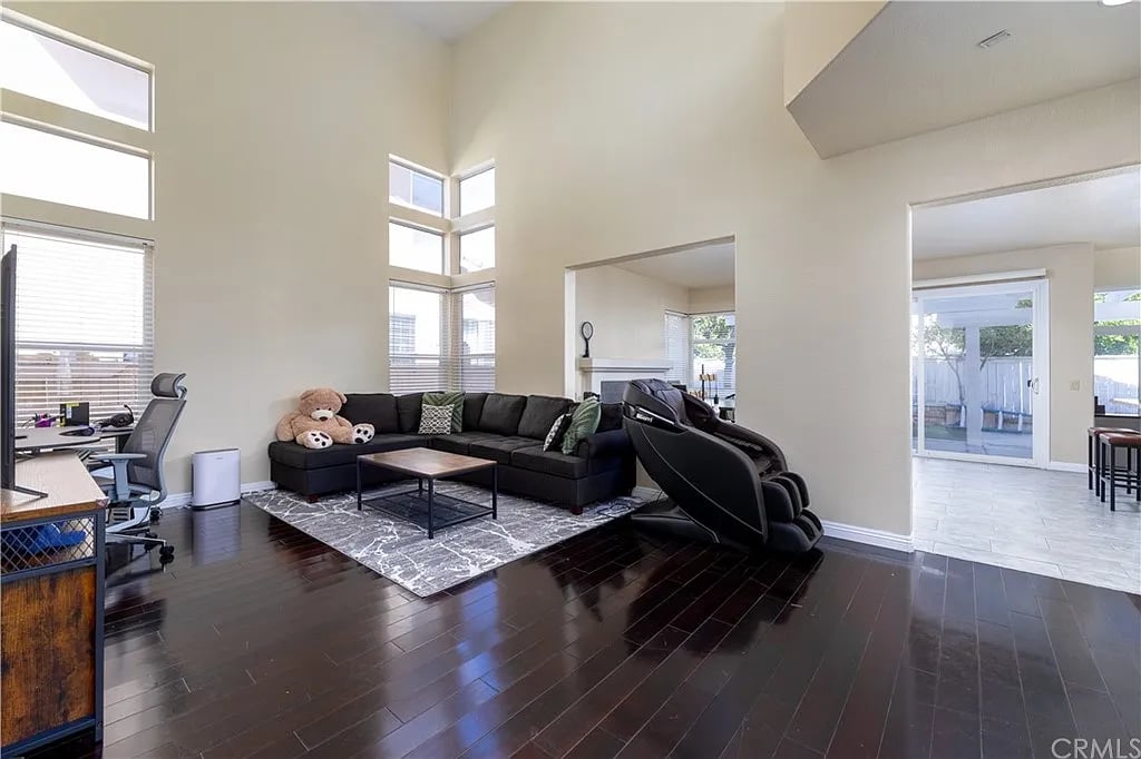 2338 Vista Moora Ave