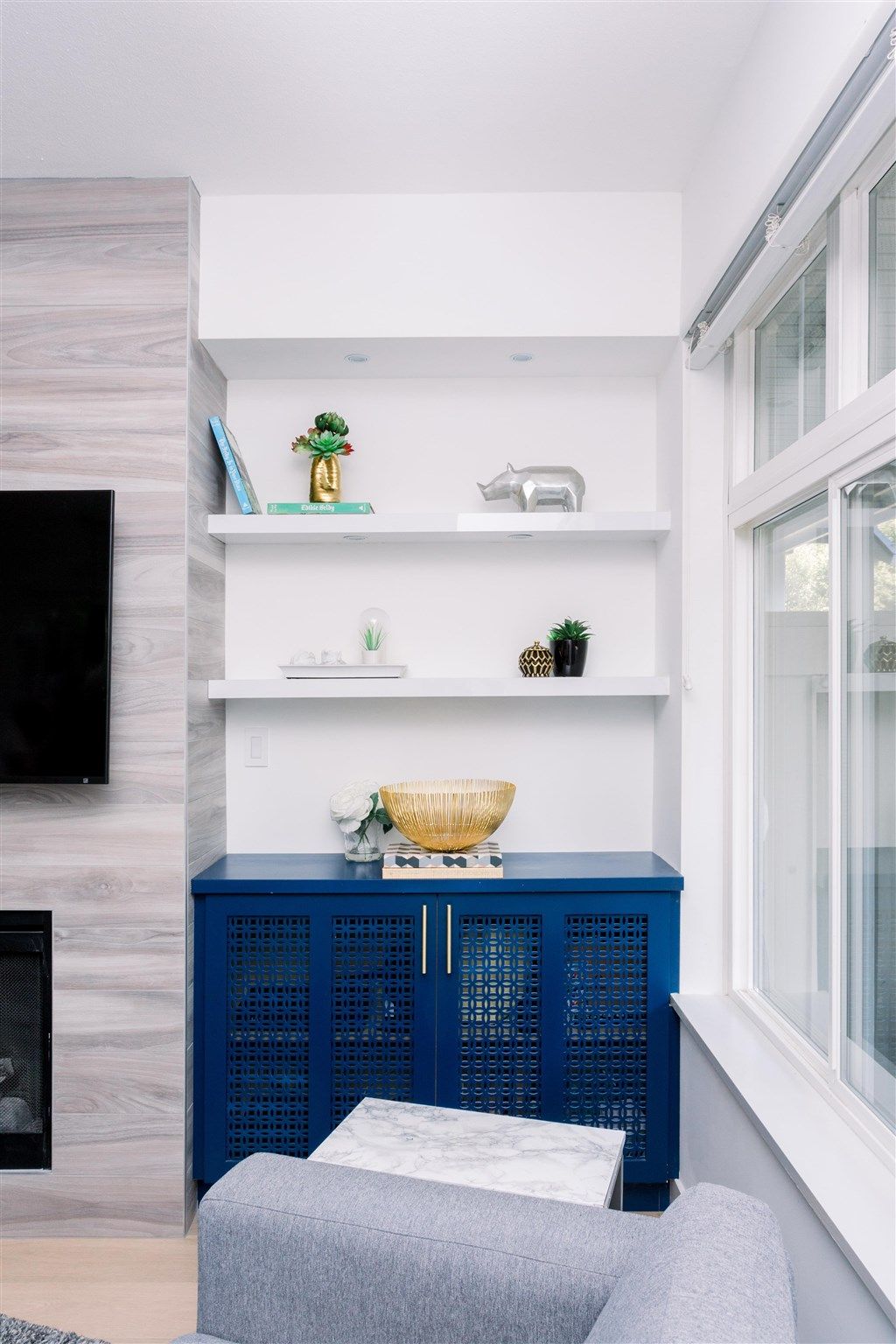 311 W 59th Ave