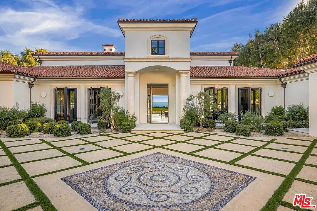 24824 Pacific Coast Hwy