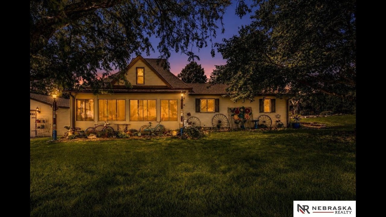 14835 Chicago Avenue | Lincoln Real Estate