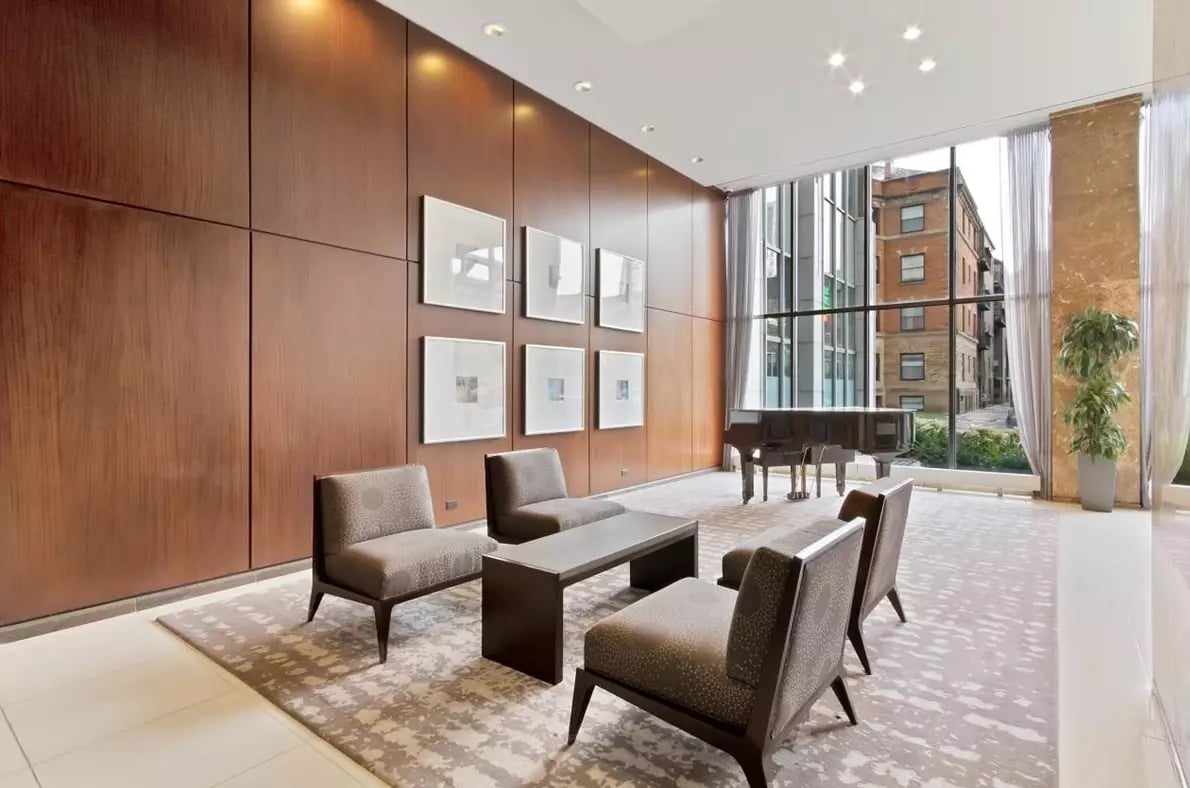 655 W Irving Park Rd #1004