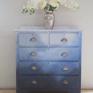 How to Paint Ombre with Chalk Paint by Annie Sloan