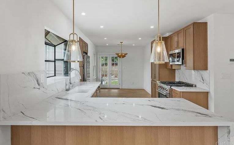 912 Bush St San Diego, CA 92103