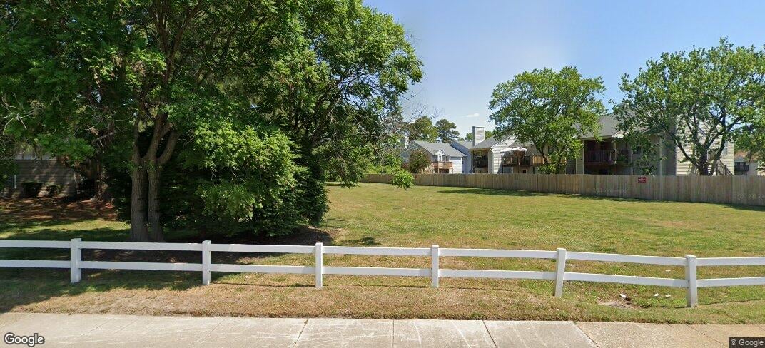 3772 Towne Point Rd #B
