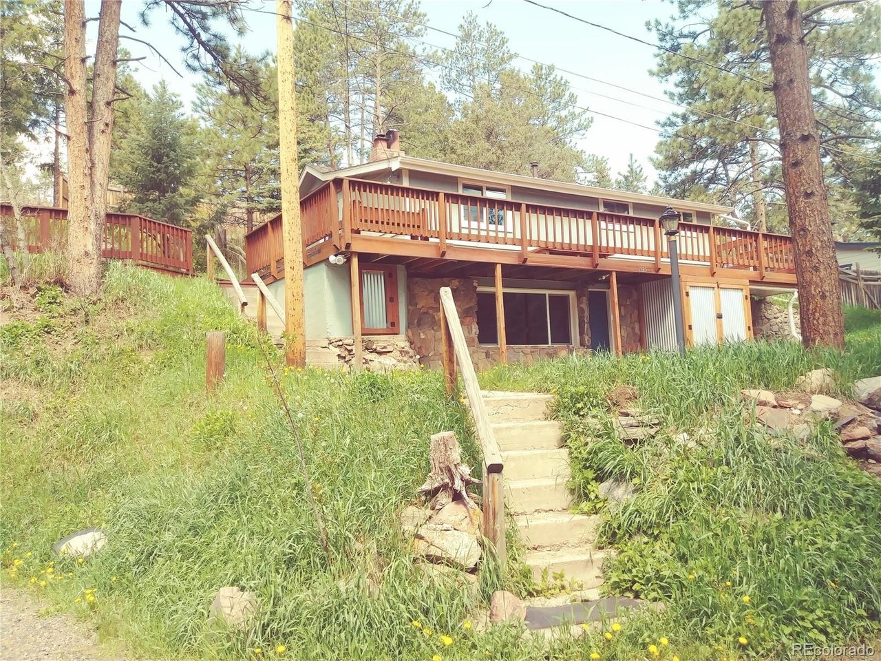 5525 Hiawatha Trl