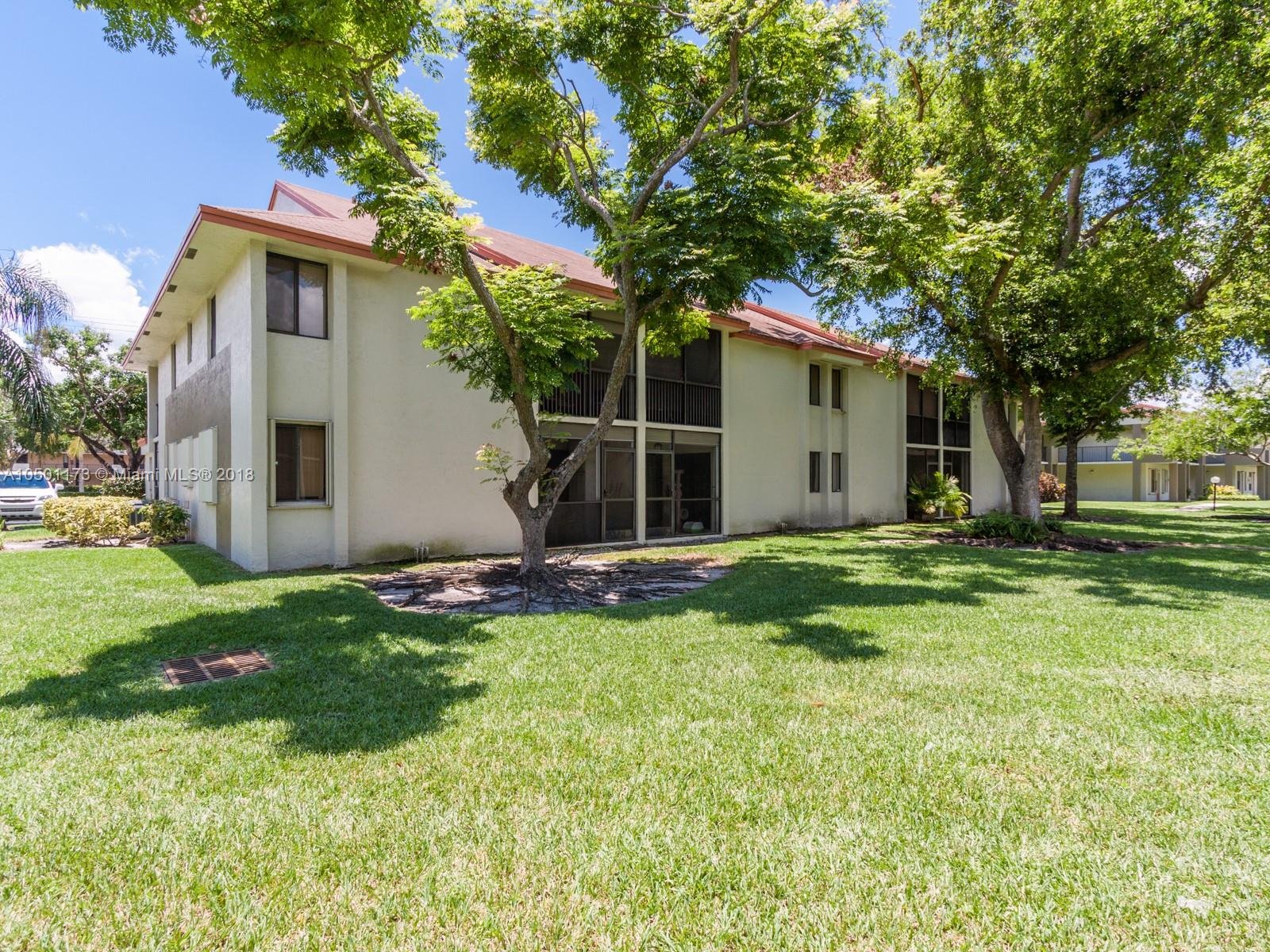 5581 Courtyard Dr