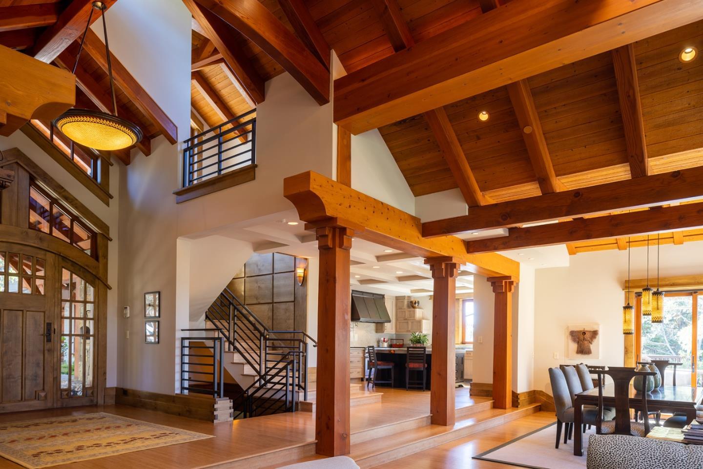 3210 Whitman Lane