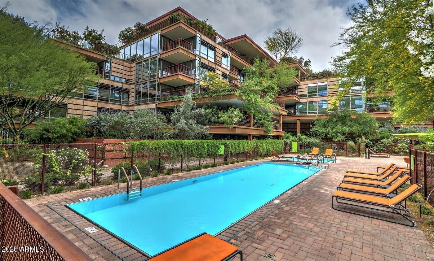 7167 E Rancho Vista Dr, #6004
