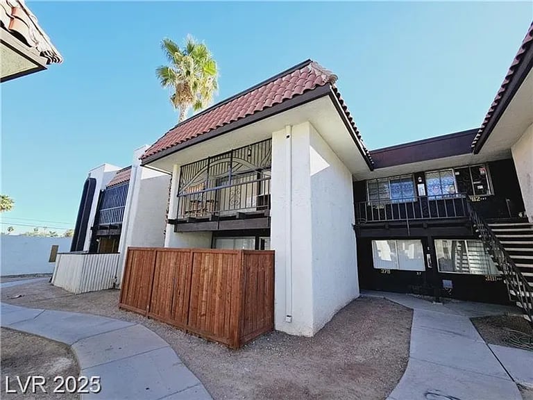 1405 Vegas Valley Dr APT 380