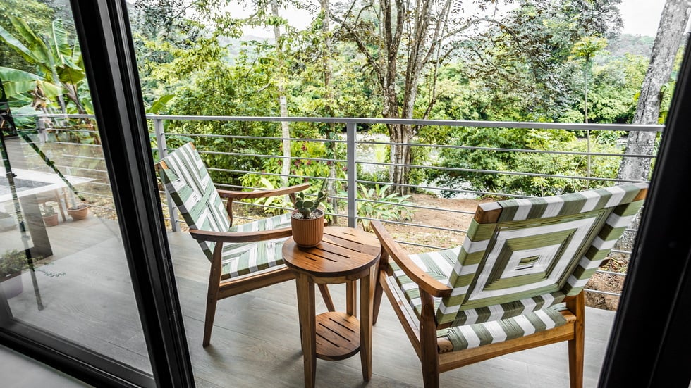 Luxury Riverfront Residence in Playa Dominical Walk to the Beach