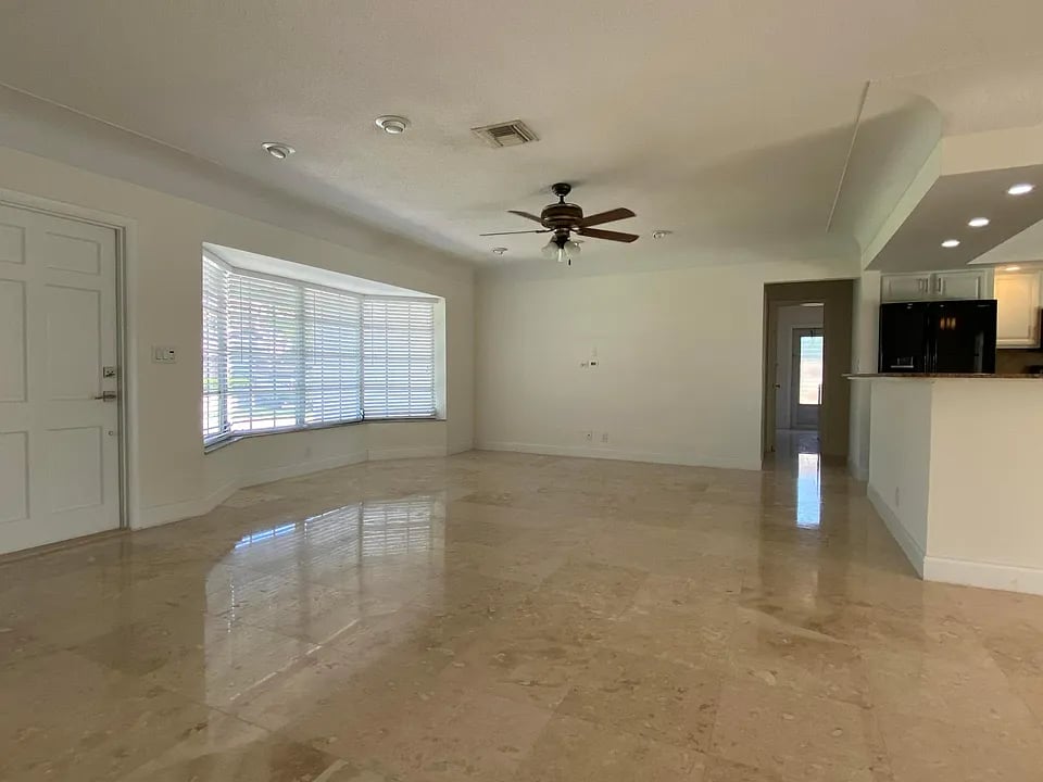 Just Listed: 3860 NE 22 Way Lighthouse Point, FL 33064
