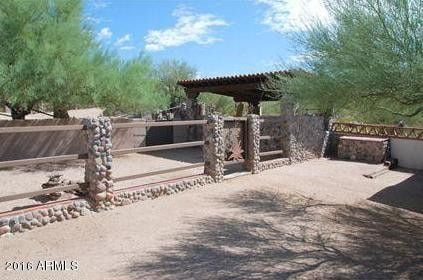 39023 N BOULDER VIEW Dr
