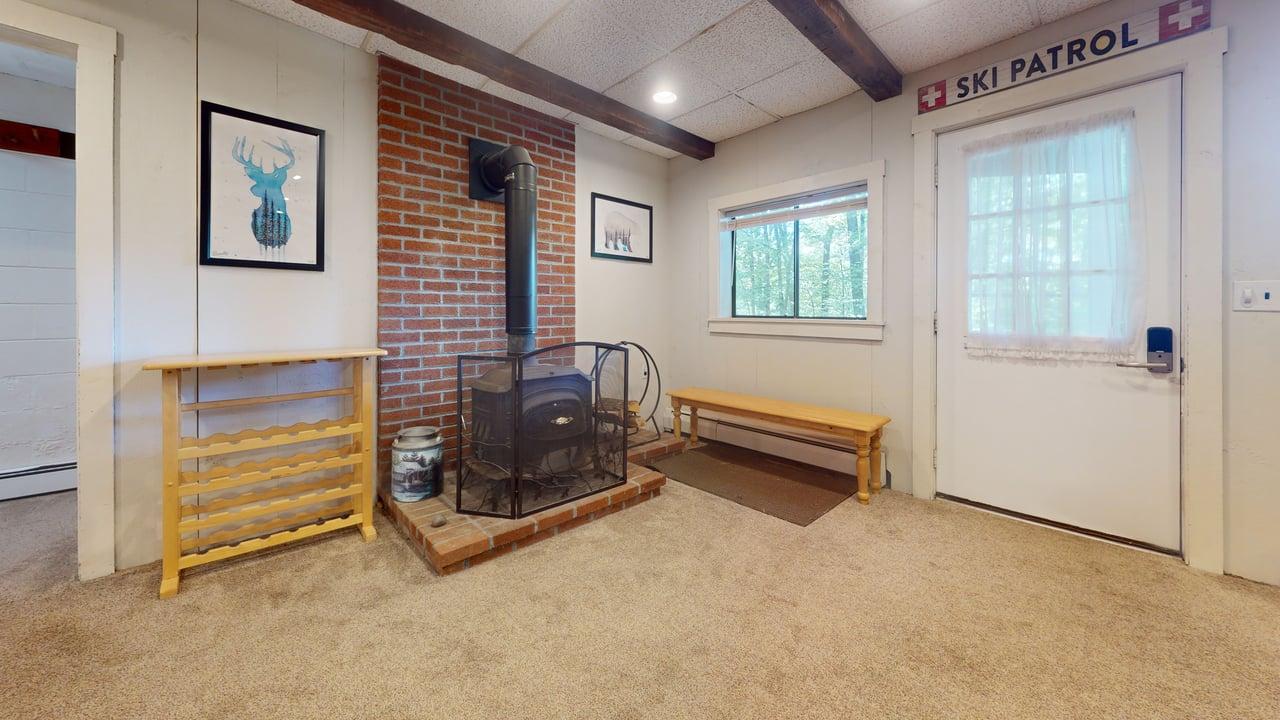 Spacious 3-level Private Home