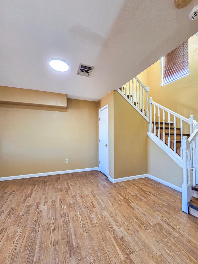 2101 Pershing Cir