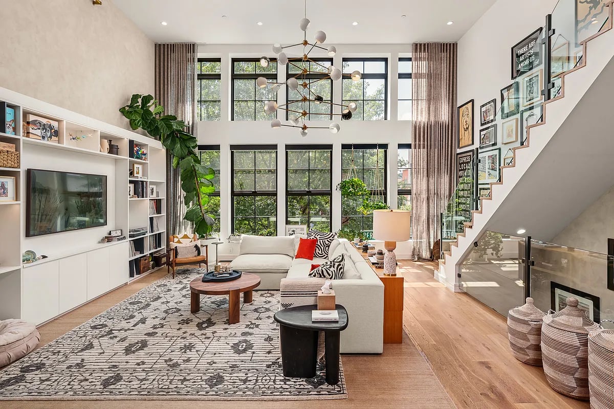 438 Humboldt St, #3B