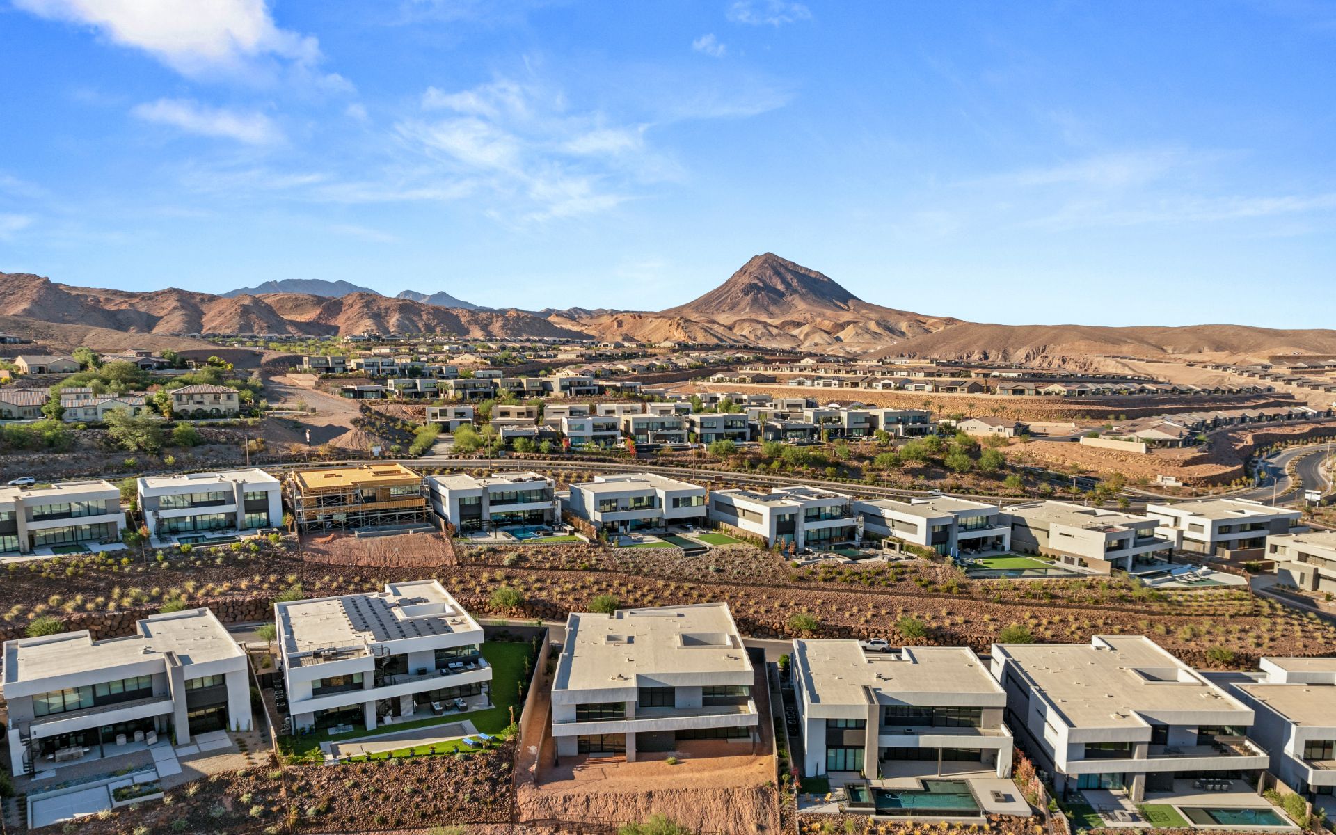 25 Canyon Bay Drive