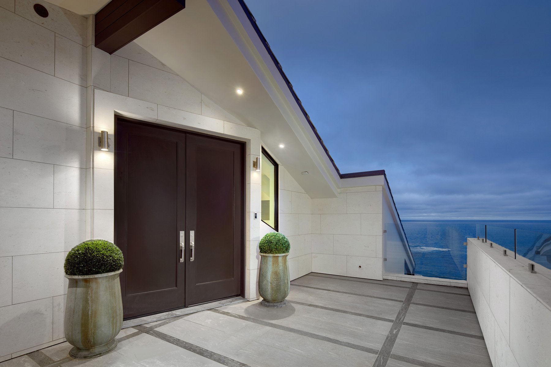 33 Bay Drive