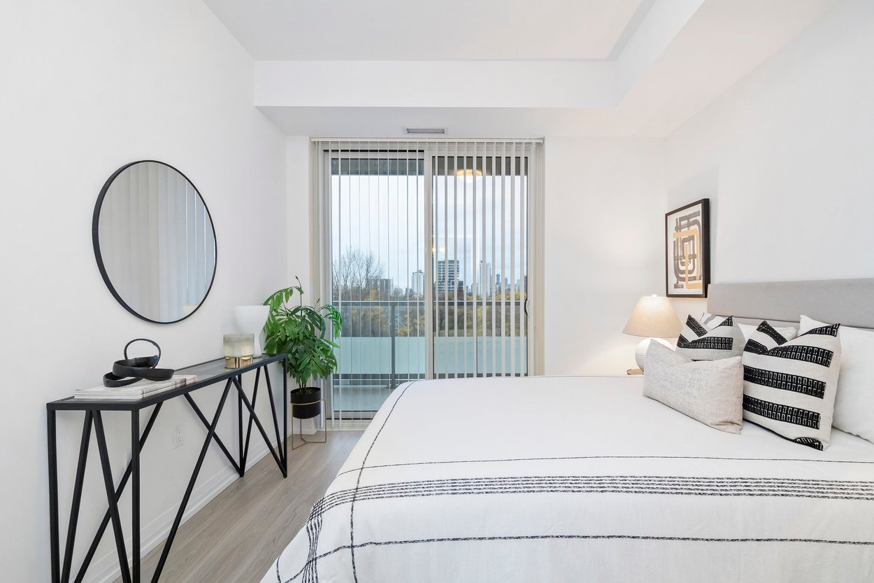 25 Holly St Unit: 708