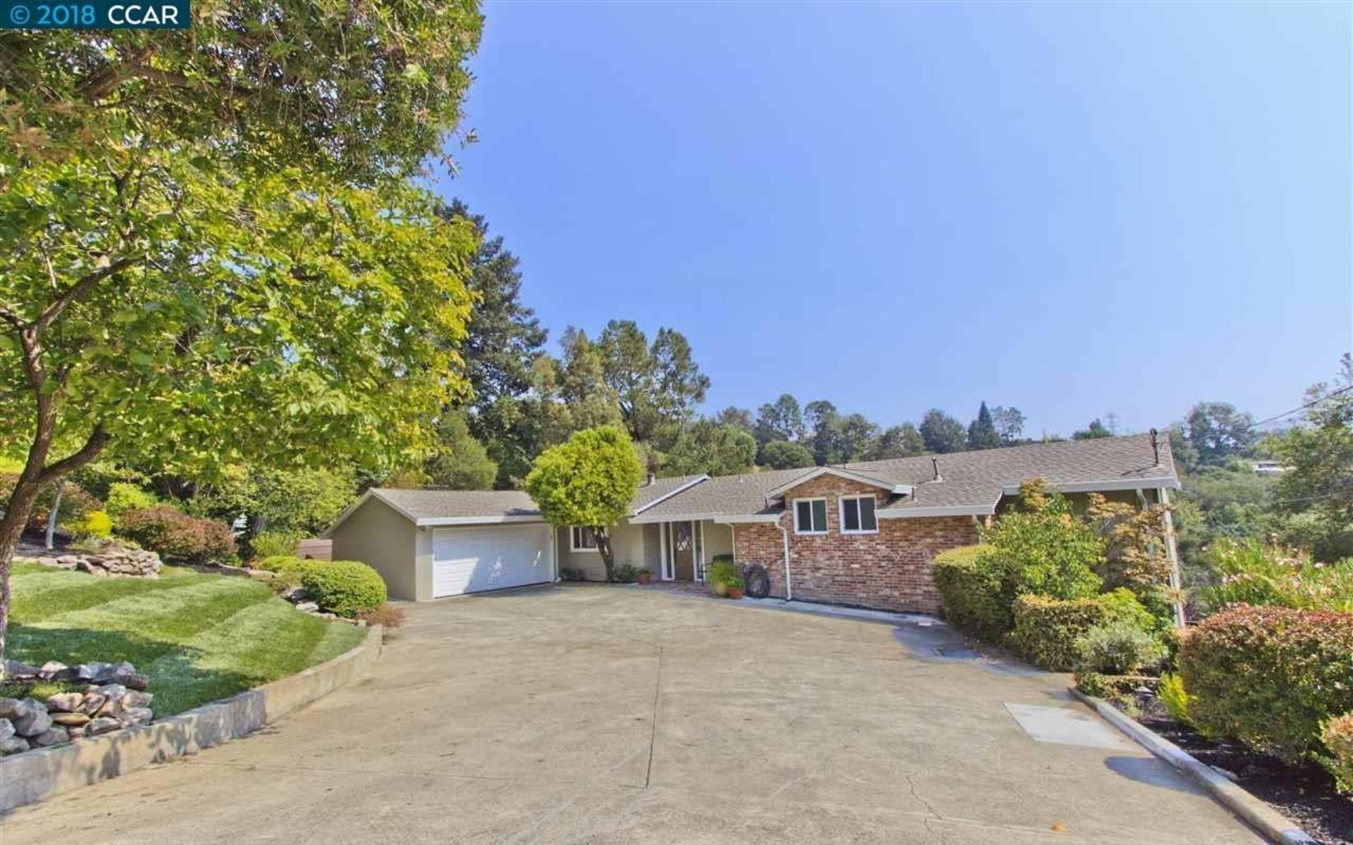28 Southwood Dr