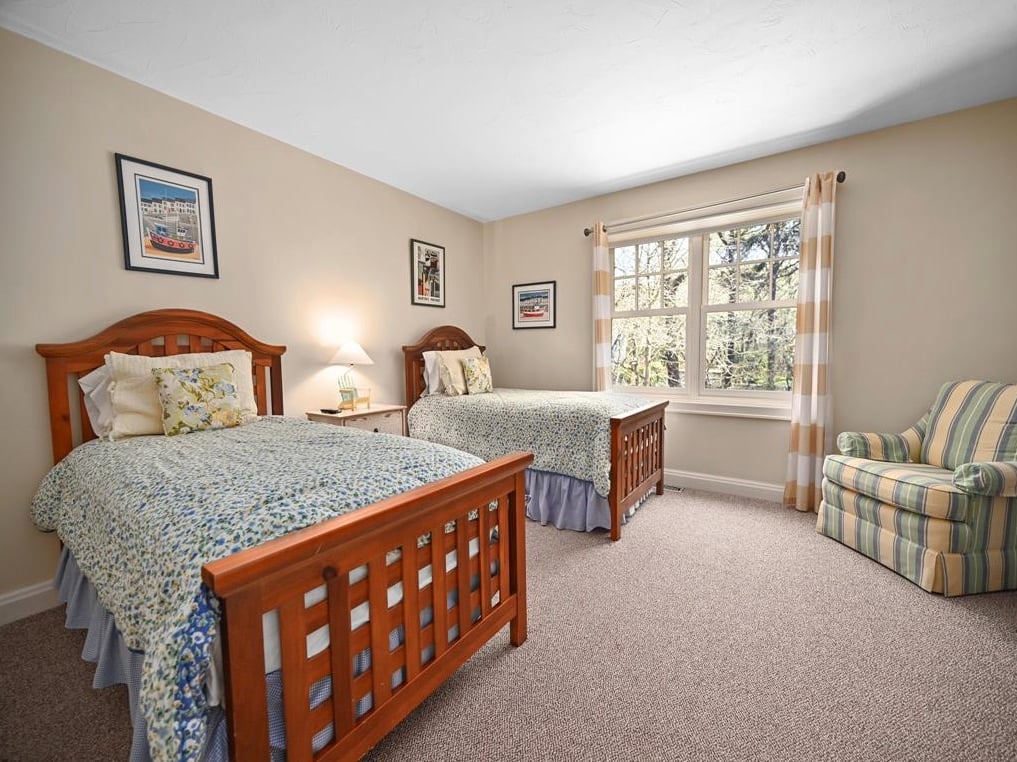109 Herring Creek Rd
