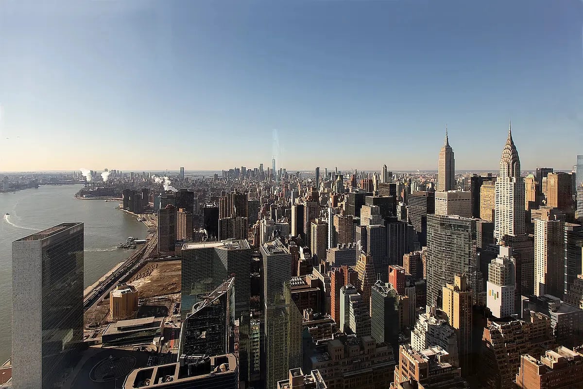 845 United Nations Plaza Unit: 82B