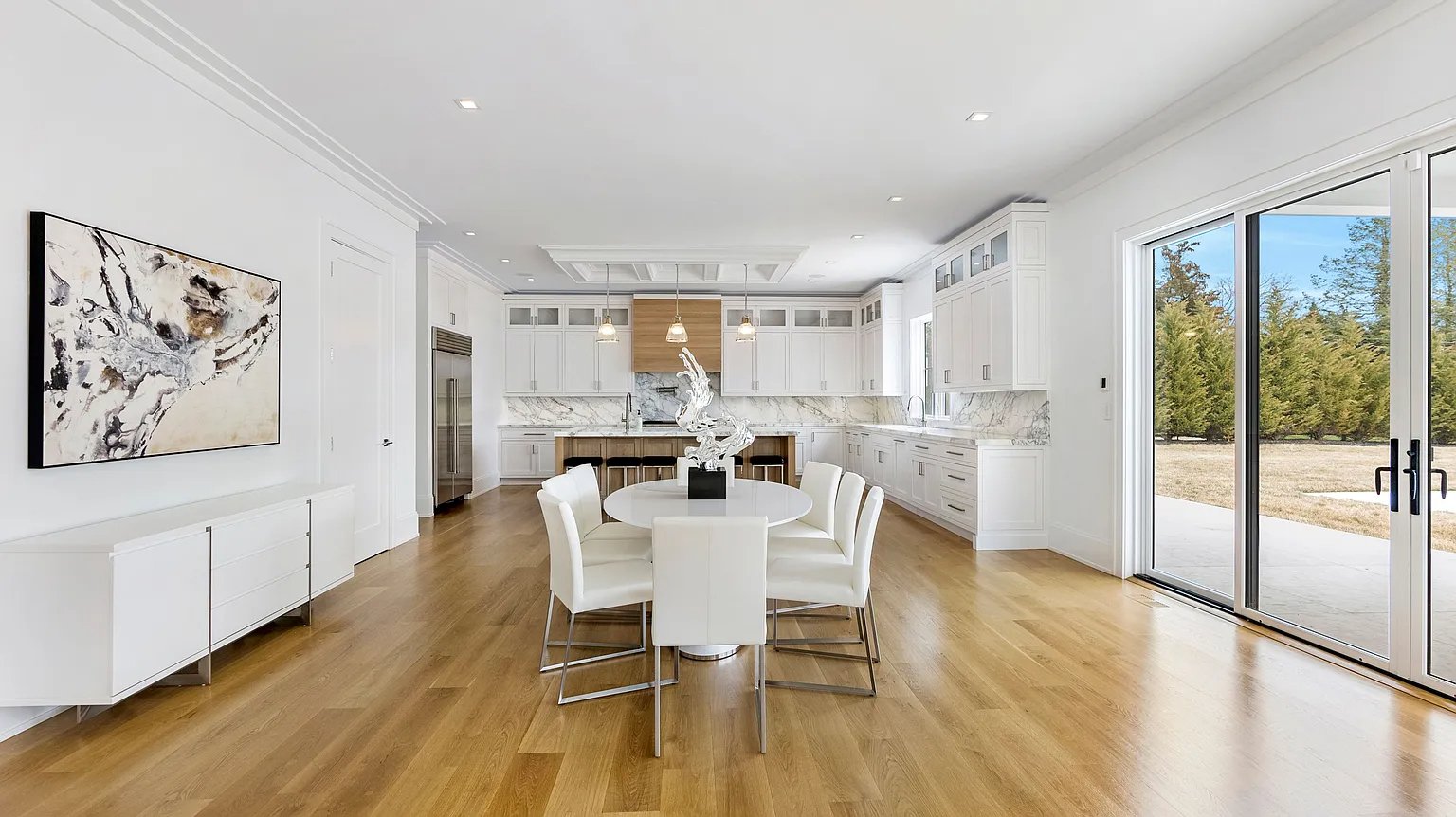 298 Montauk Hwy