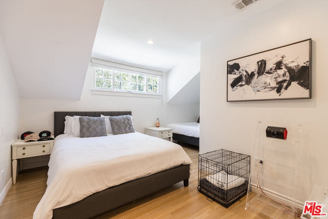 Pinnacle Estate, Wonderland Ave, 90046