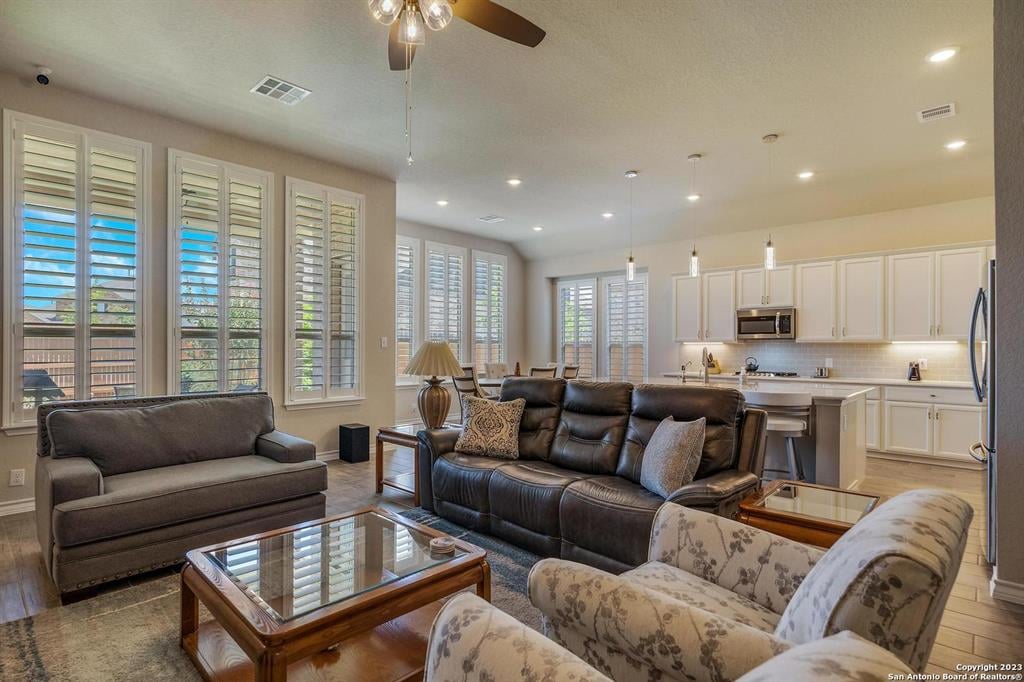 11038 Mill Park