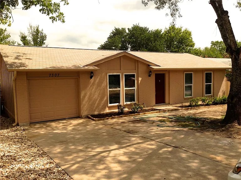 7307 Cooper Ln