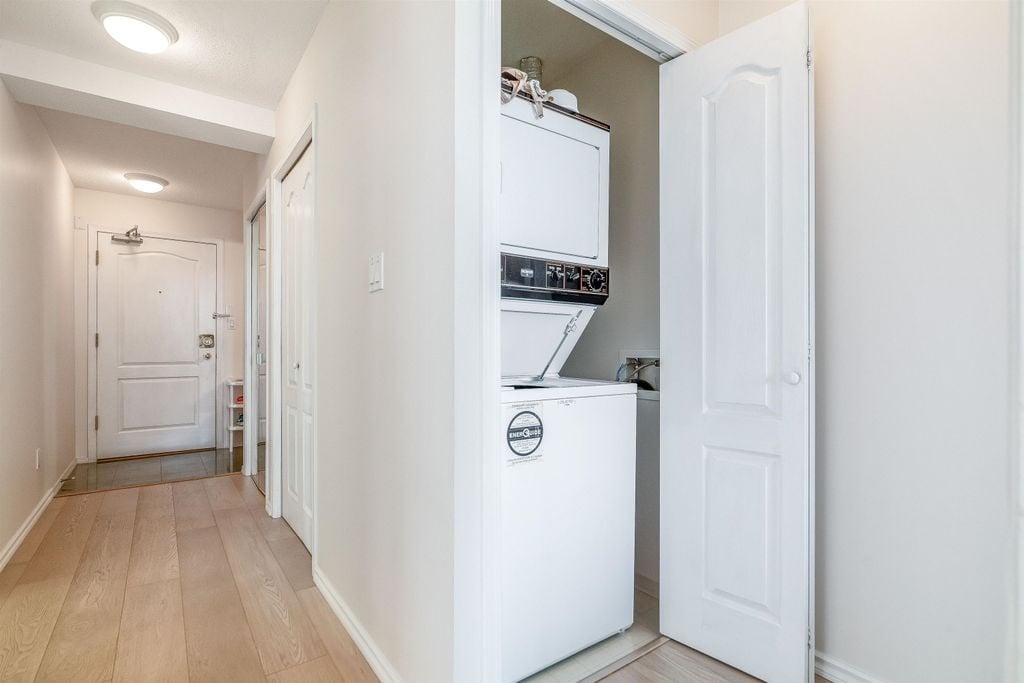 5833 Wilson Ave, #1005